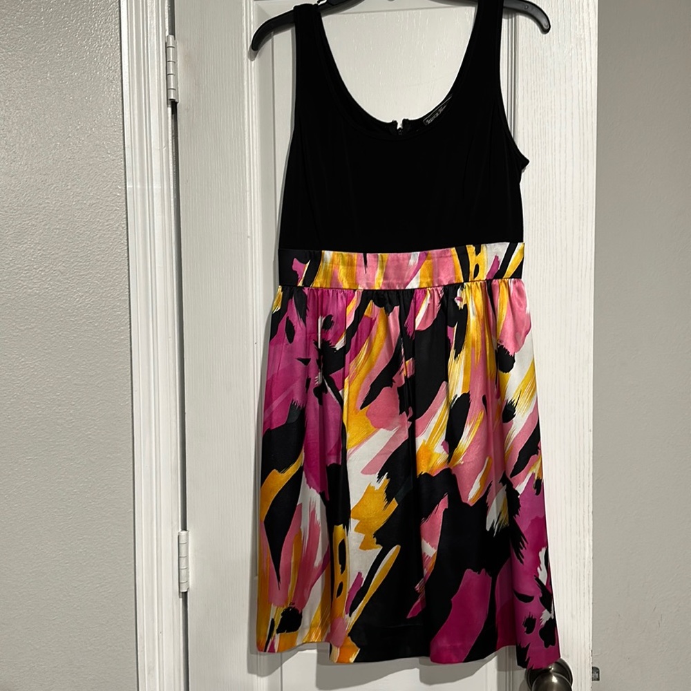 Black and pink Jessica Howard dress